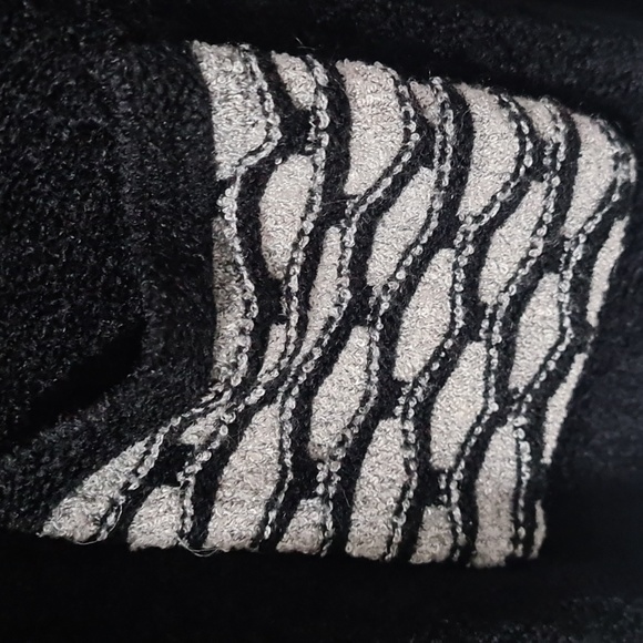 Moffi Black Terry Cloth sweater - Picture 2 of 7